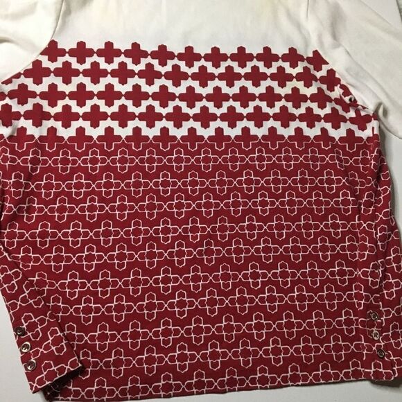 Croft & Barrow classic tee shirt red and white. - Picture 3 of 5